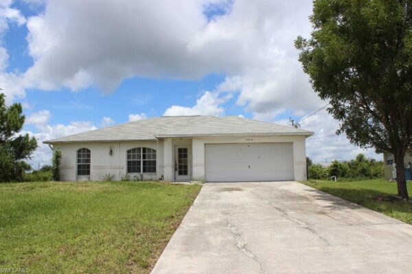 3214 39th St SW, Lehigh Acres, FL 33976