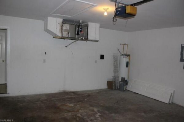 3214 39th St SW, Lehigh Acres, FL 33976