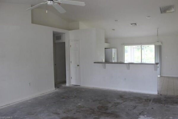 3214 39th St SW, Lehigh Acres, FL 33976